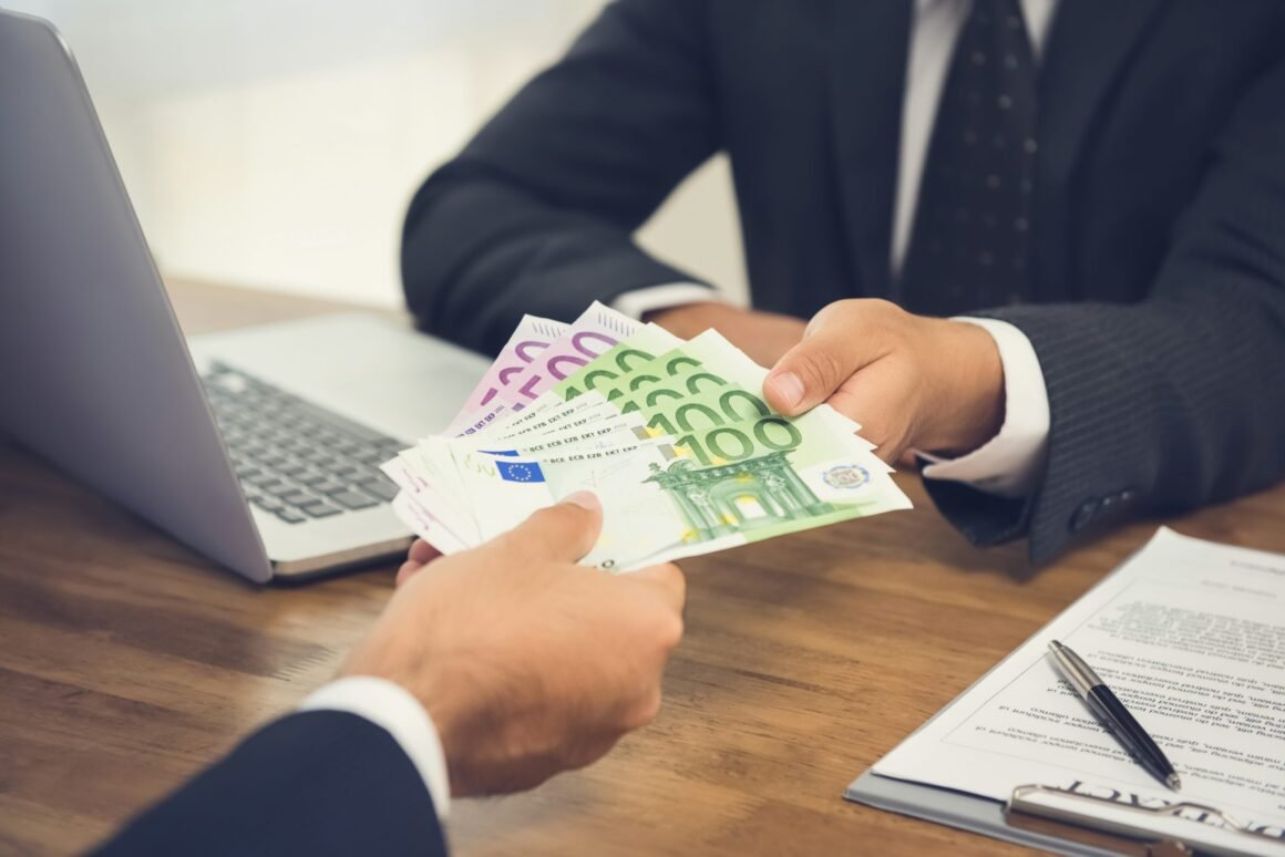 How to Secure a High-Paying Job After BBA: Resume, Interview & Skills Guide